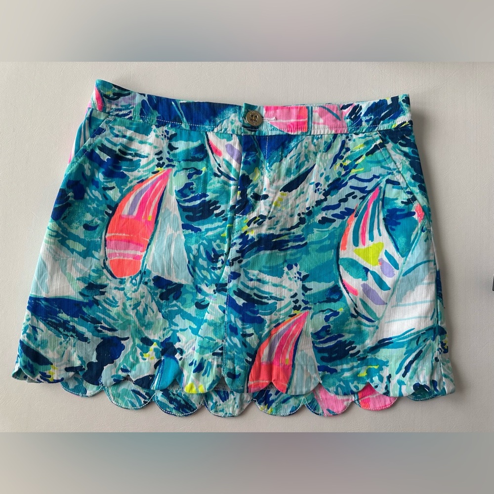 EUC Lilly Pulitzer Scalloped Sailboat Skort